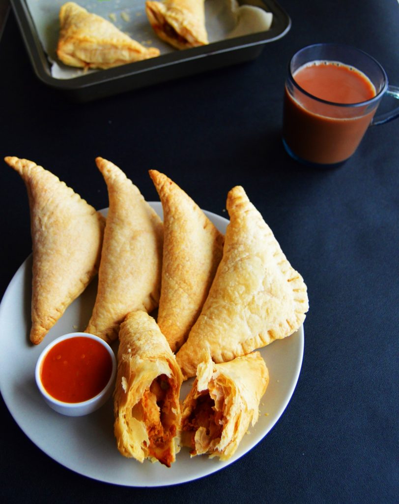 Curry Puffs with Leftover Curry Flavours Treat