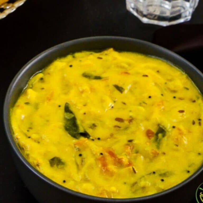 close up shot of bombay chutney