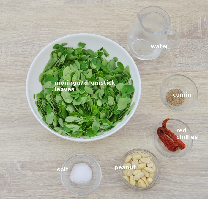 ingredients to make moringa leaves recipe.