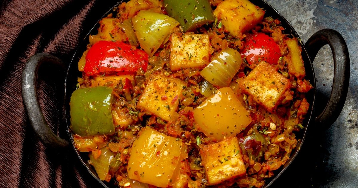 Restaurant Style Kadai Paneer Recipe - Flavors Treat