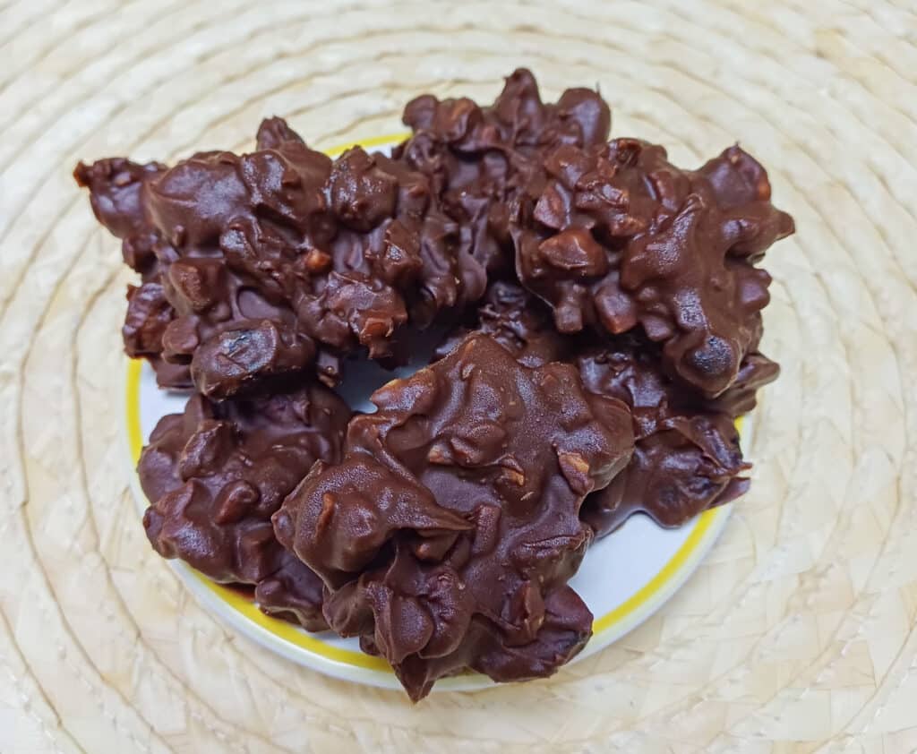 Chocolate Fruit and Nut Clusters Recipe Flavours Treat
