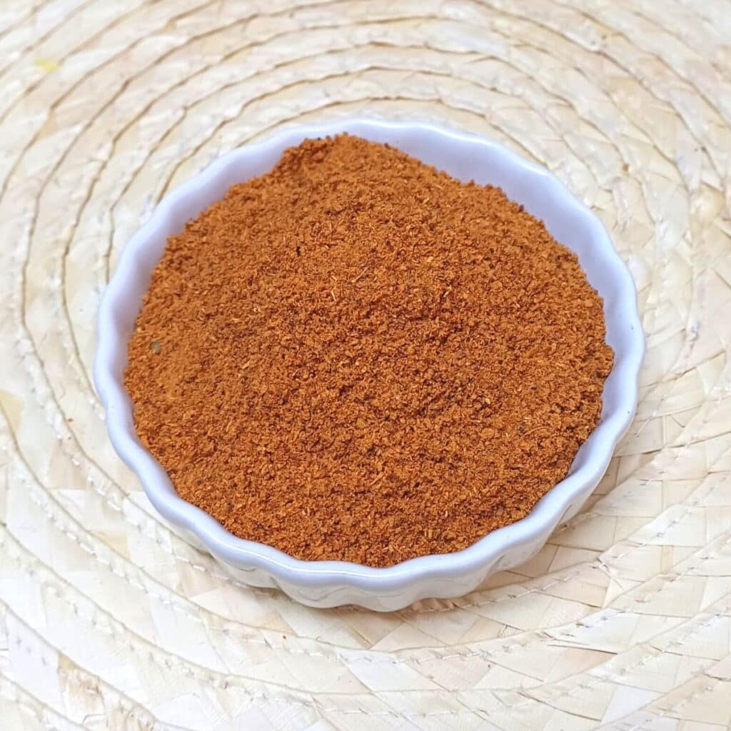 Chettinad Masala (Homemade Curry Powder Recipe) - Flavours Treat
