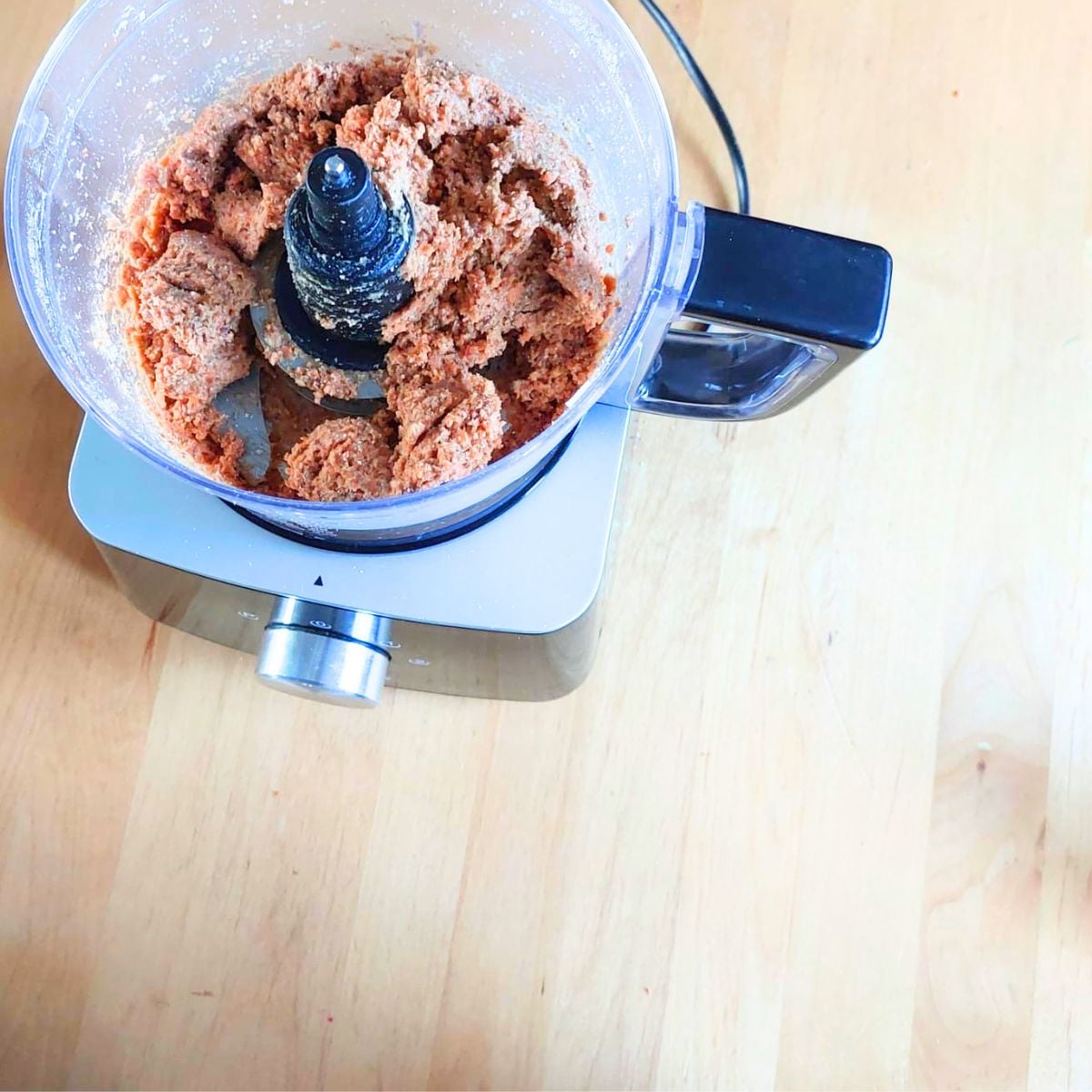 carrot oats mixture in a food processor jar.